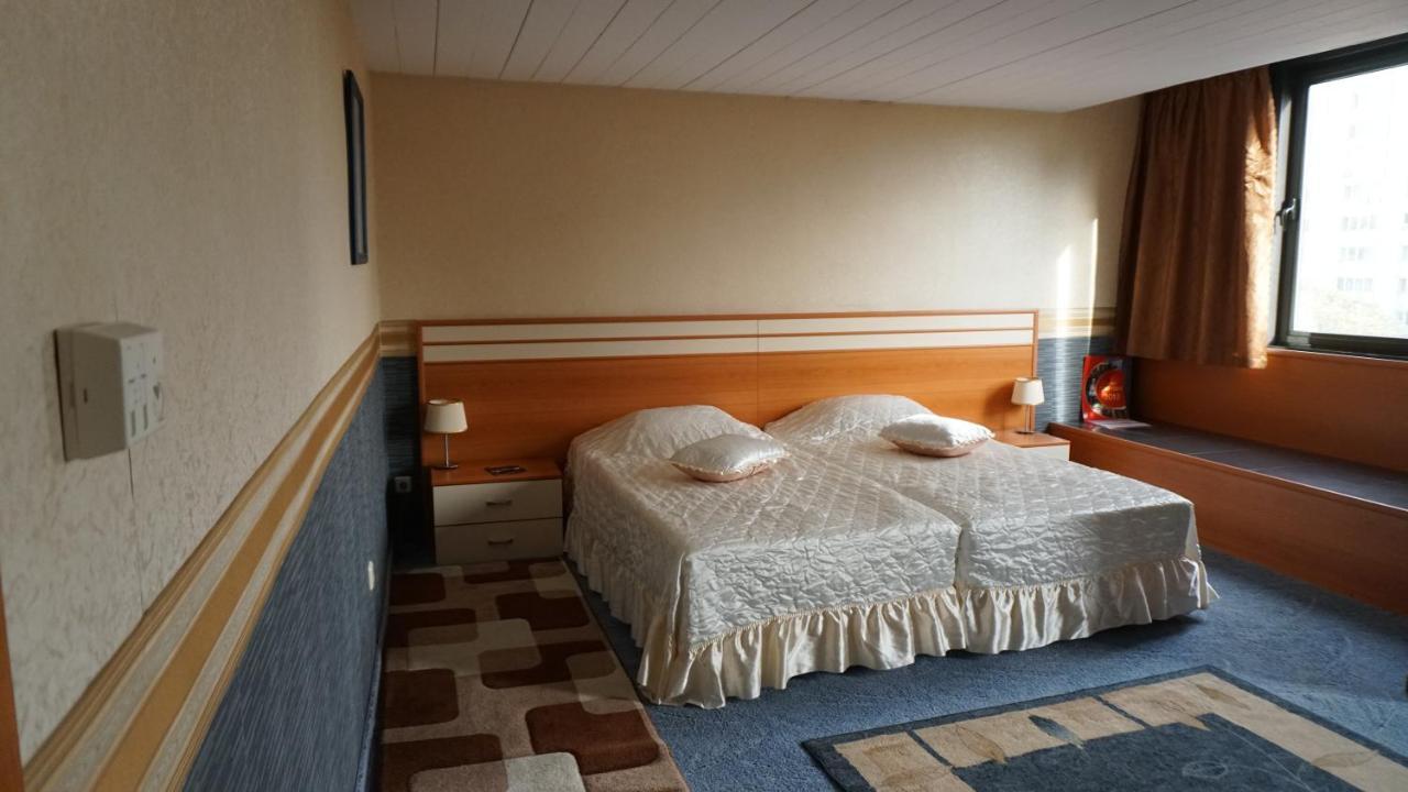 Hotel Dobrudja Dobritj Eksteriør billede